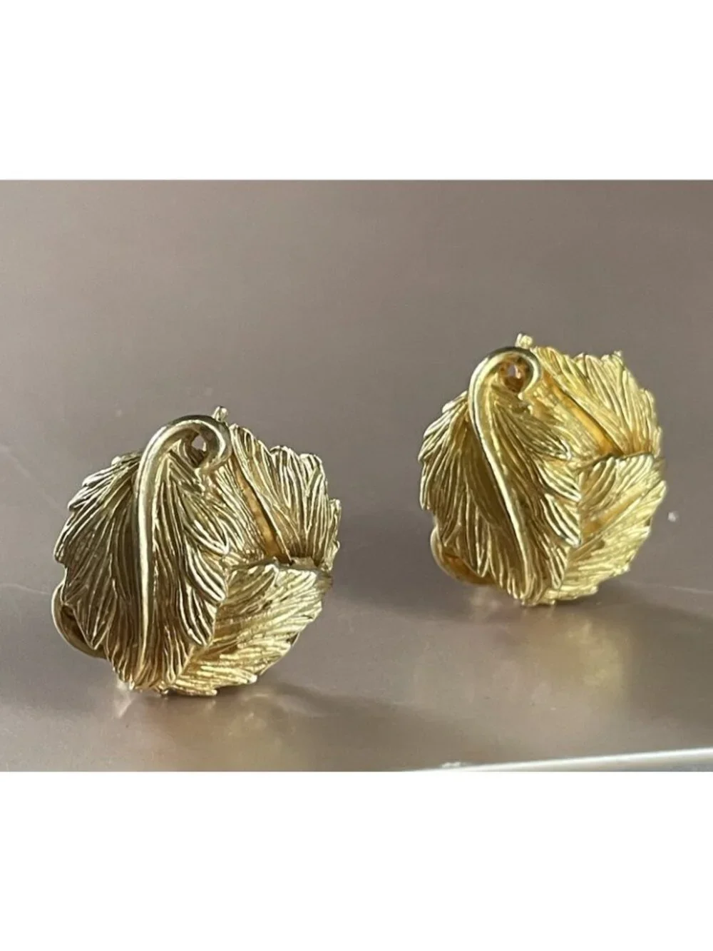 Vintage 1980s Earrings Gold Tone Leaves Clip On Statement Runway Glam Grecian